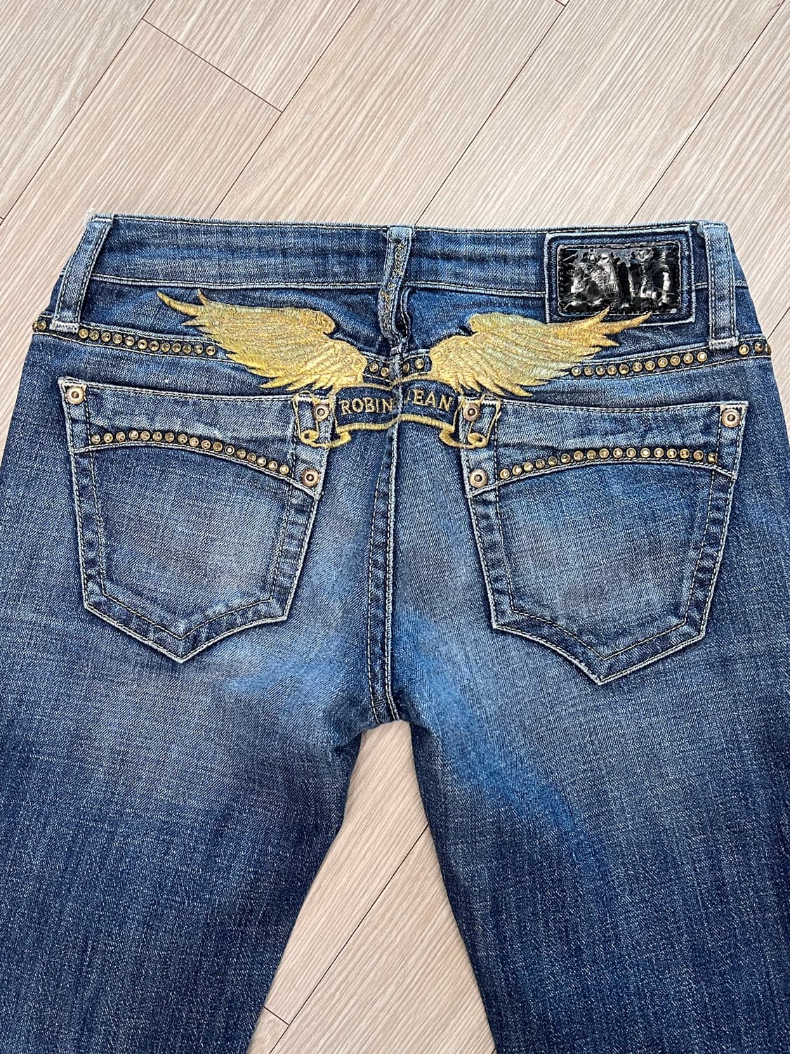 90s ROBINS JEAN 로빈스진 골드 윙 날개 로우라이즈 데님 상품이미지2