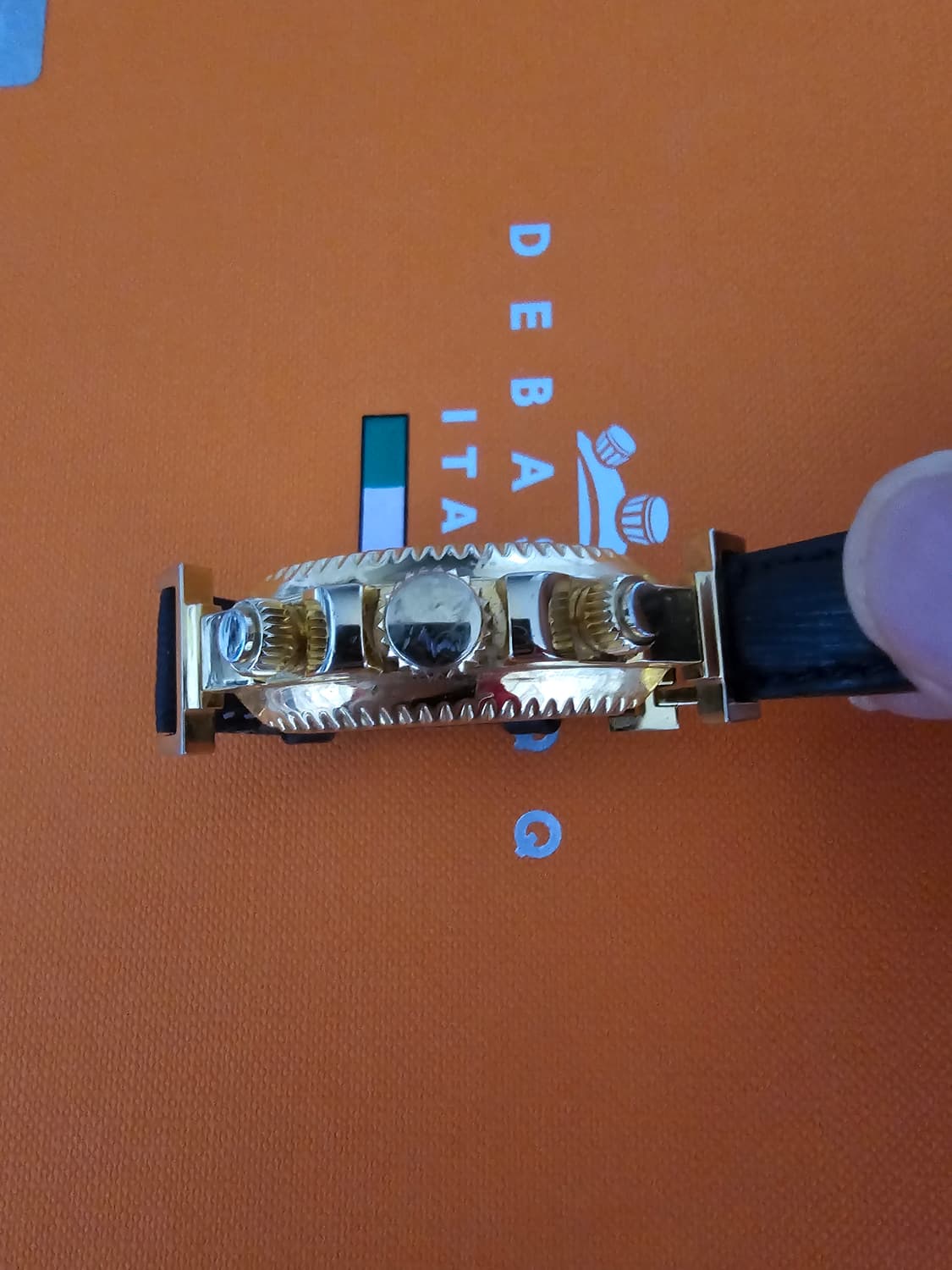 드바스크 가죽 금장 팔찌(free/공용) 상품이미지3