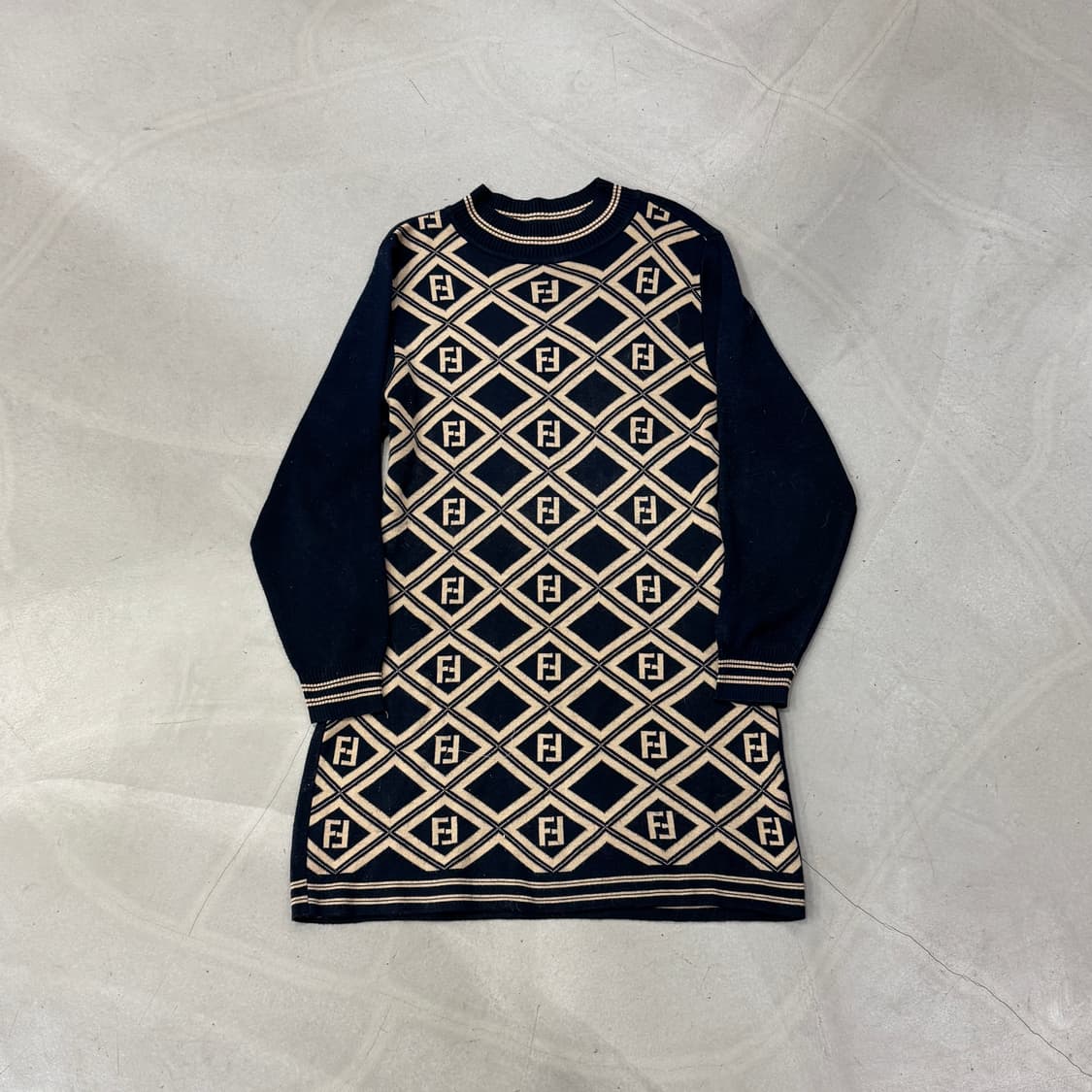 펜디 주카 패턴 롱니트  상품이미지1