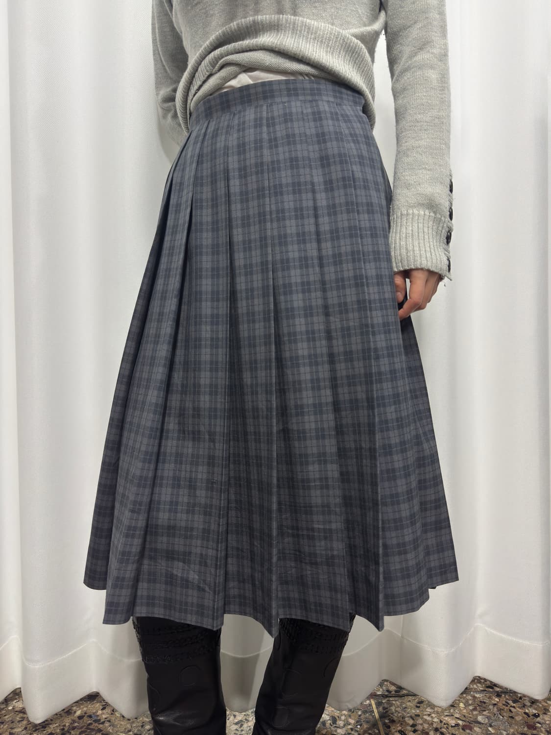 school uniform check midi skirt 상품이미지1