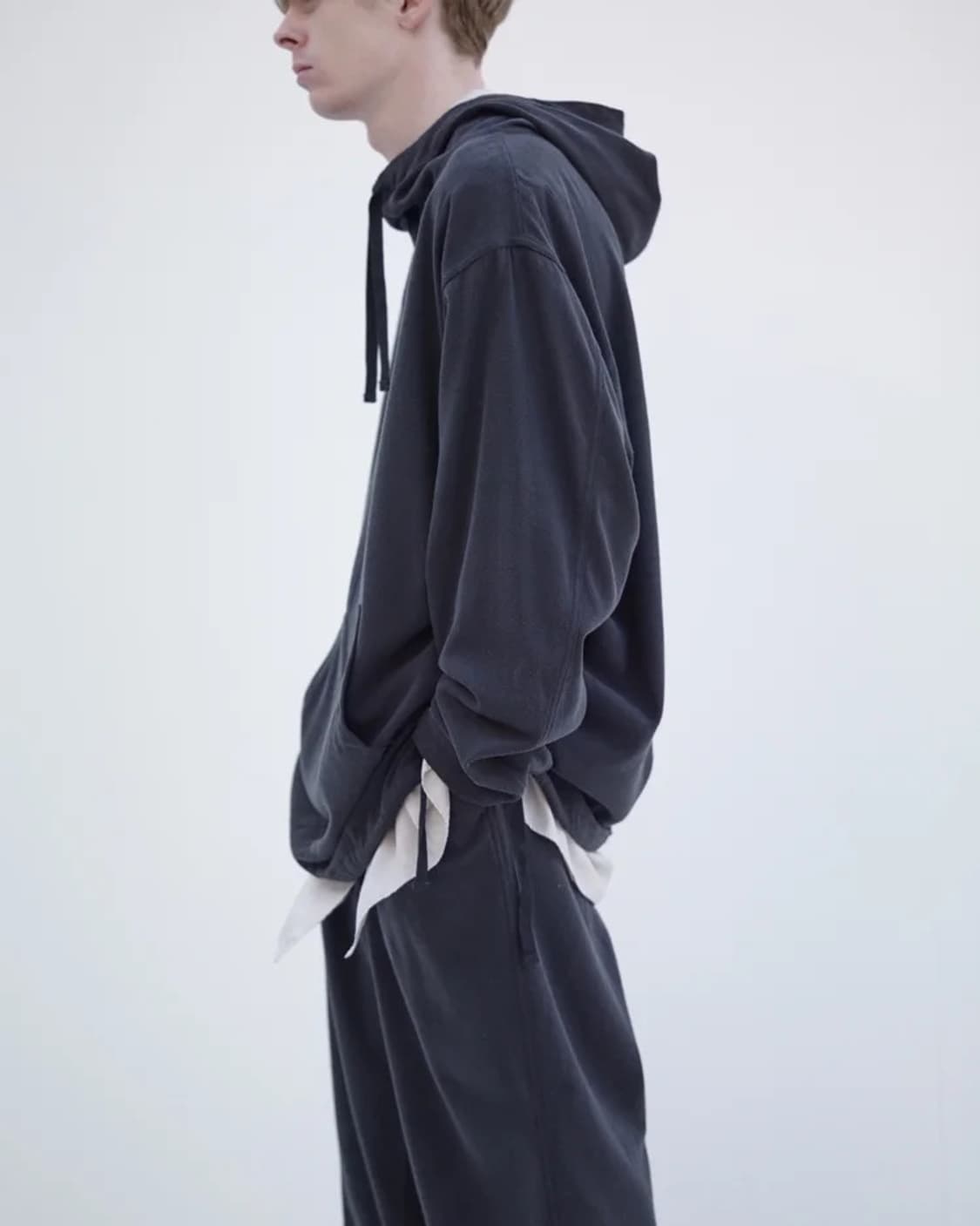 [3] 코모리 후디 블랙 상품이미지2