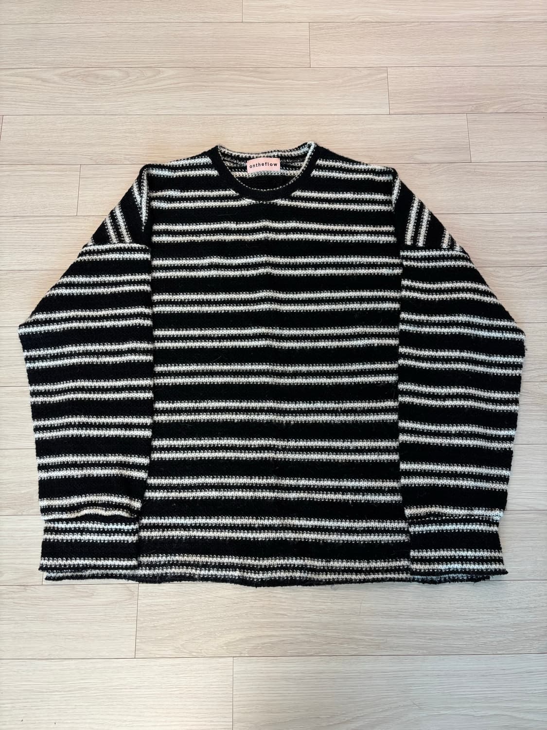 홍영기 키시닝 온더플로우 스프라이트 니트 상품이미지1