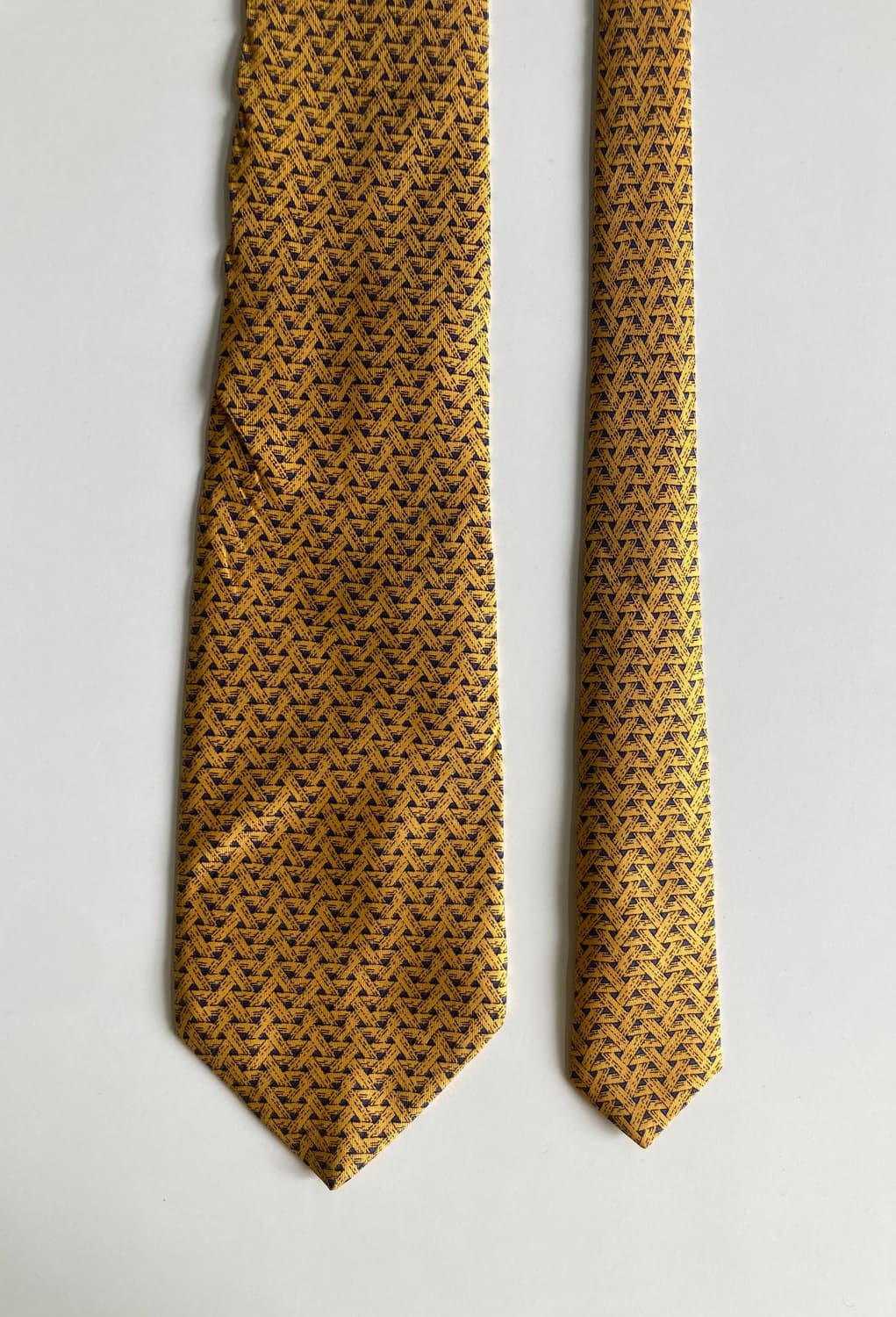 트루사르디 넥타이 상품이미지1