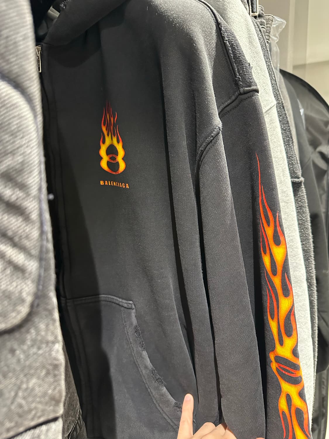 발렌시아가 버닝 유니티 후드 집업 L사이즈 상품이미지2