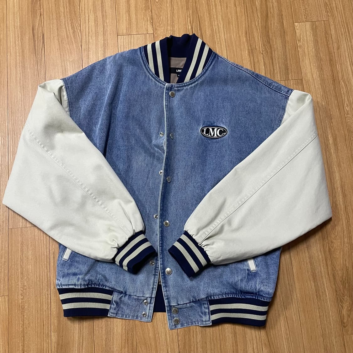 lmc 엘엠씨 오발 워시드 베이스볼 바시티 데님 자켓 상품이미지2