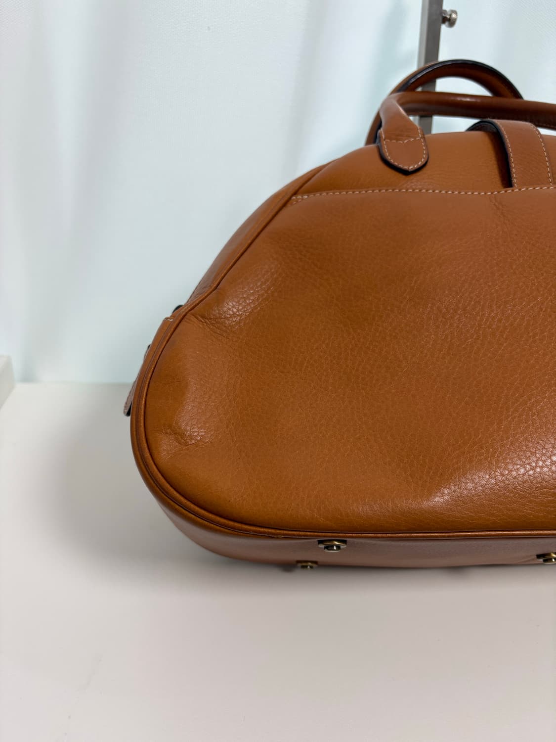 디올 새들 볼러백 카멜 상품이미지5