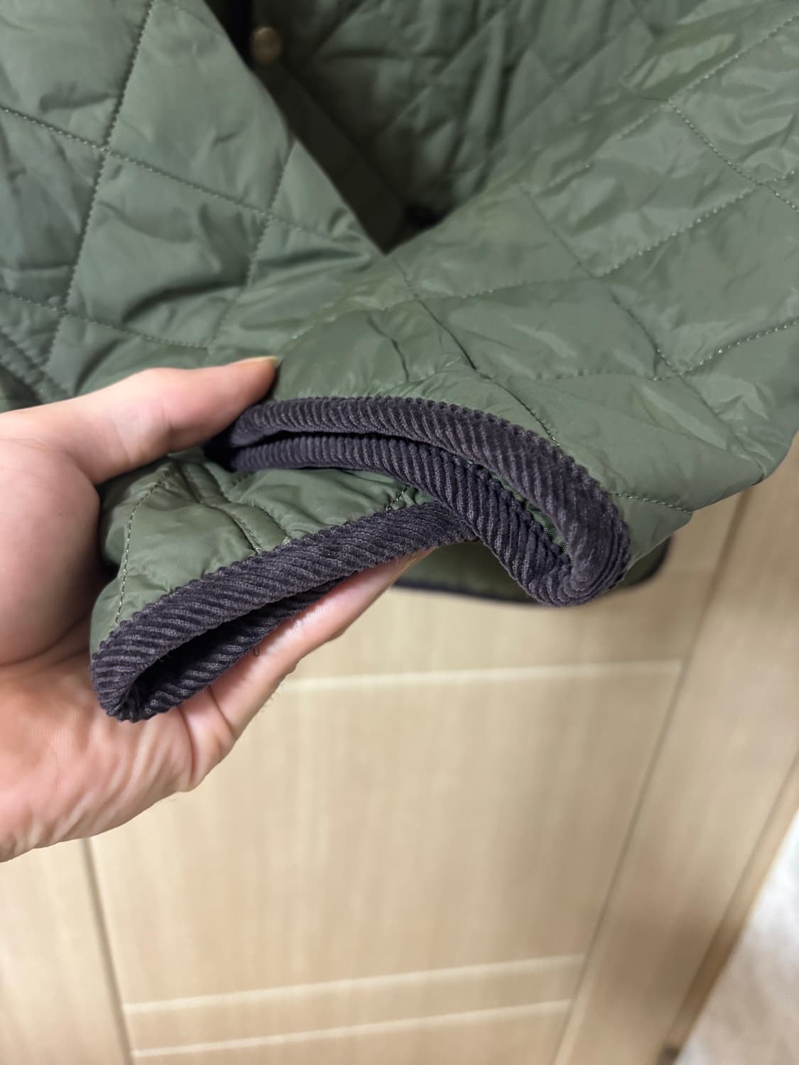 바버 퀄팅 자켓 올리브 상품이미지8