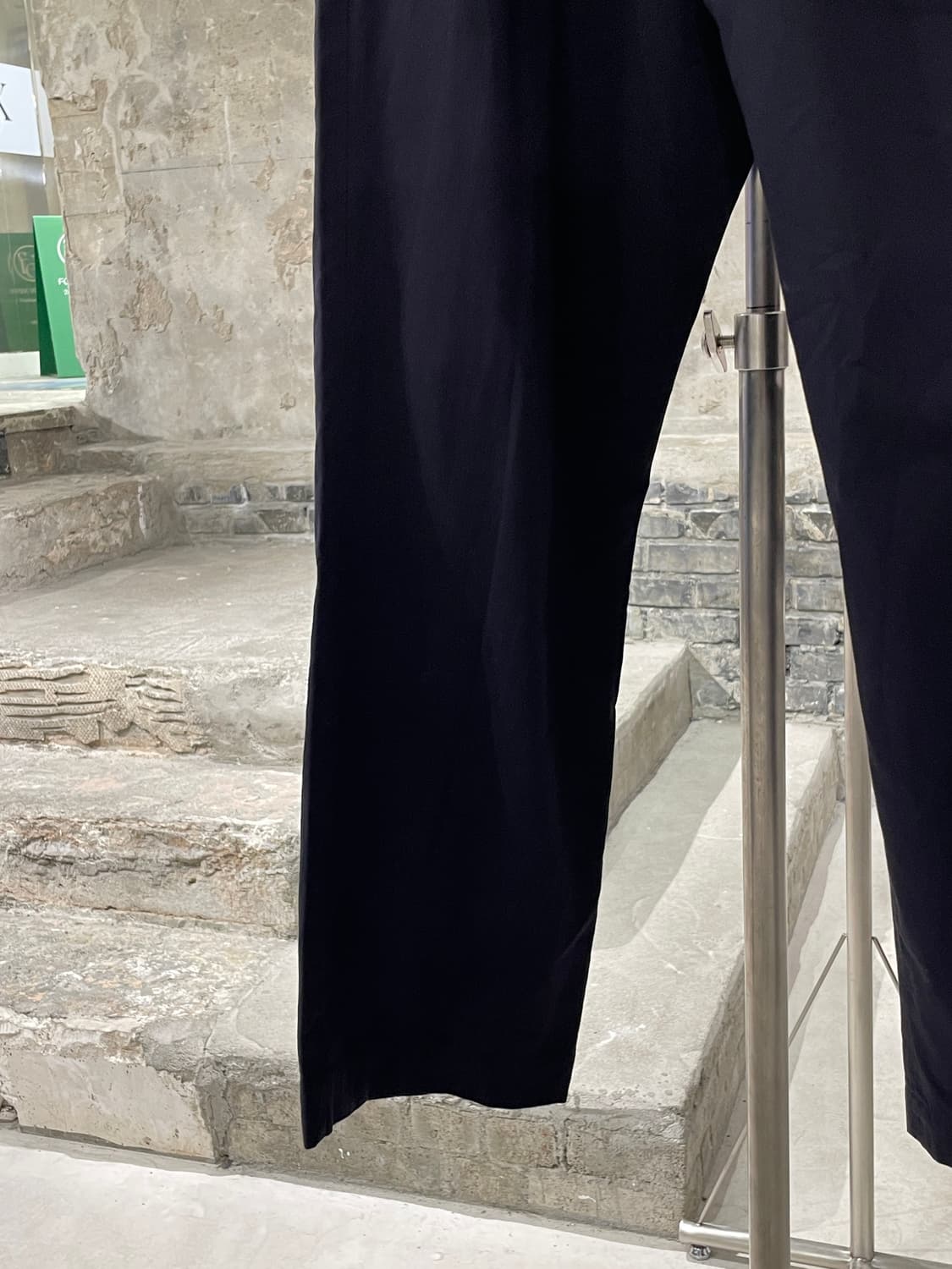 드리스 반 노튼 다크 네이비 웨이스트 타이 슬랙스 상품이미지4