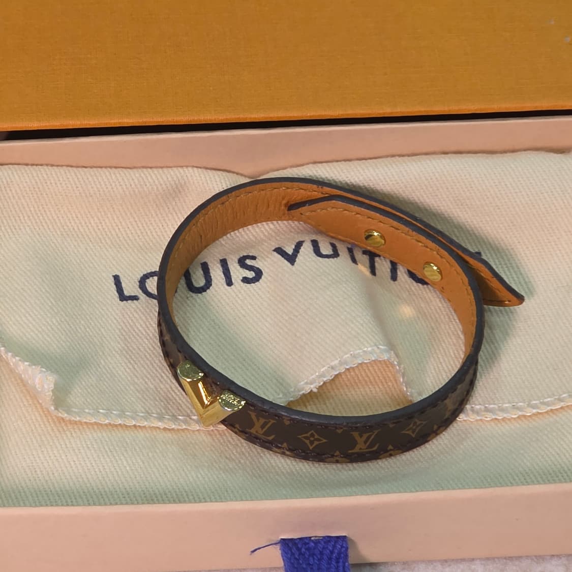 루이비통 모노그램 에센셜v 팔찌 m6042 상품이미지5