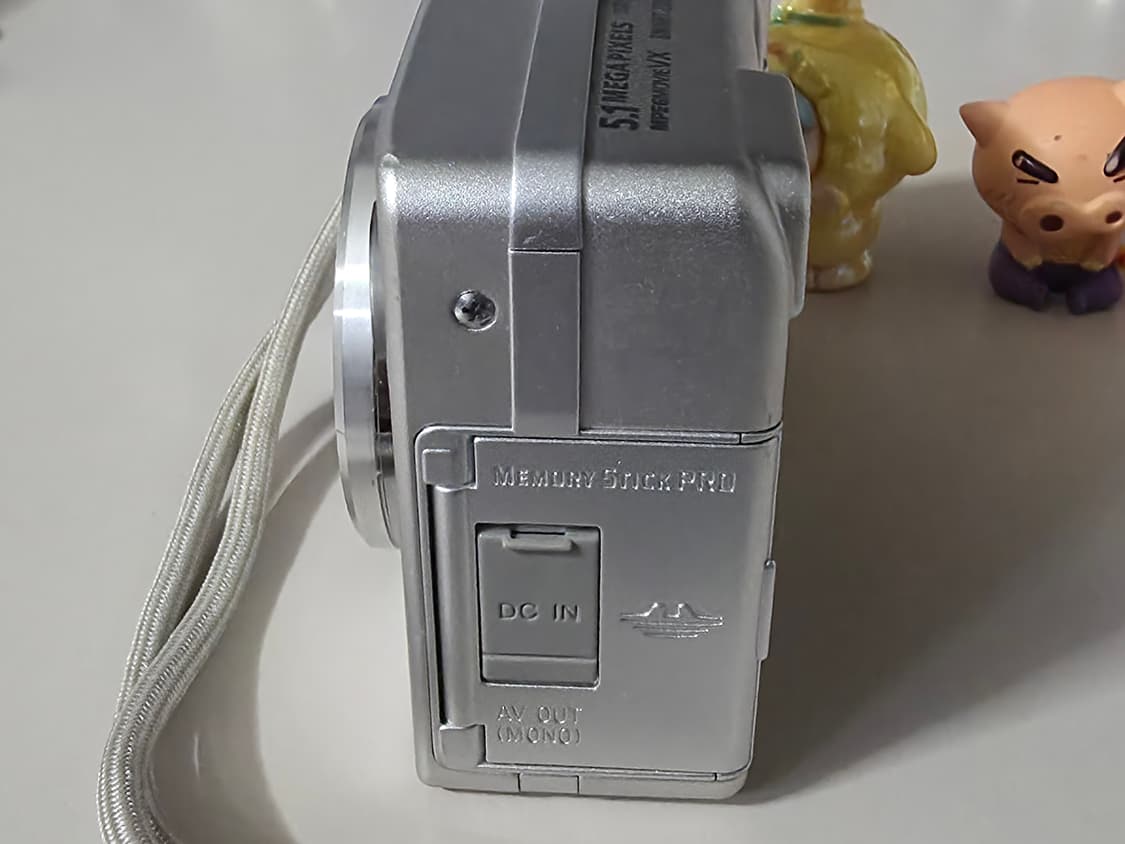 소니 사이버샷 DSC-W1 빈티지 디지털카메라 상품이미지2