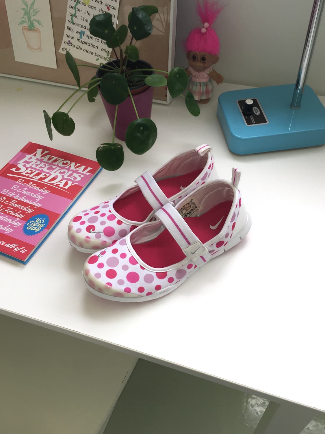 Nike Polka Dot Mary Jane Shoes 상품이미지1