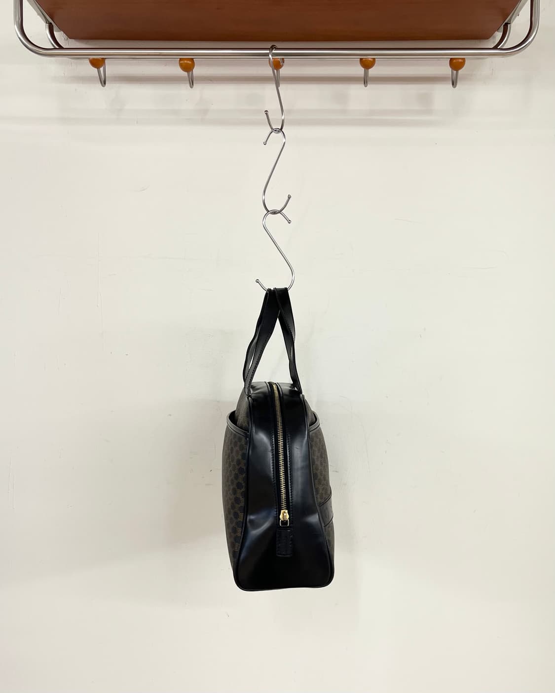 셀린느 블랙 마카담 패턴 핸드백 상품이미지5