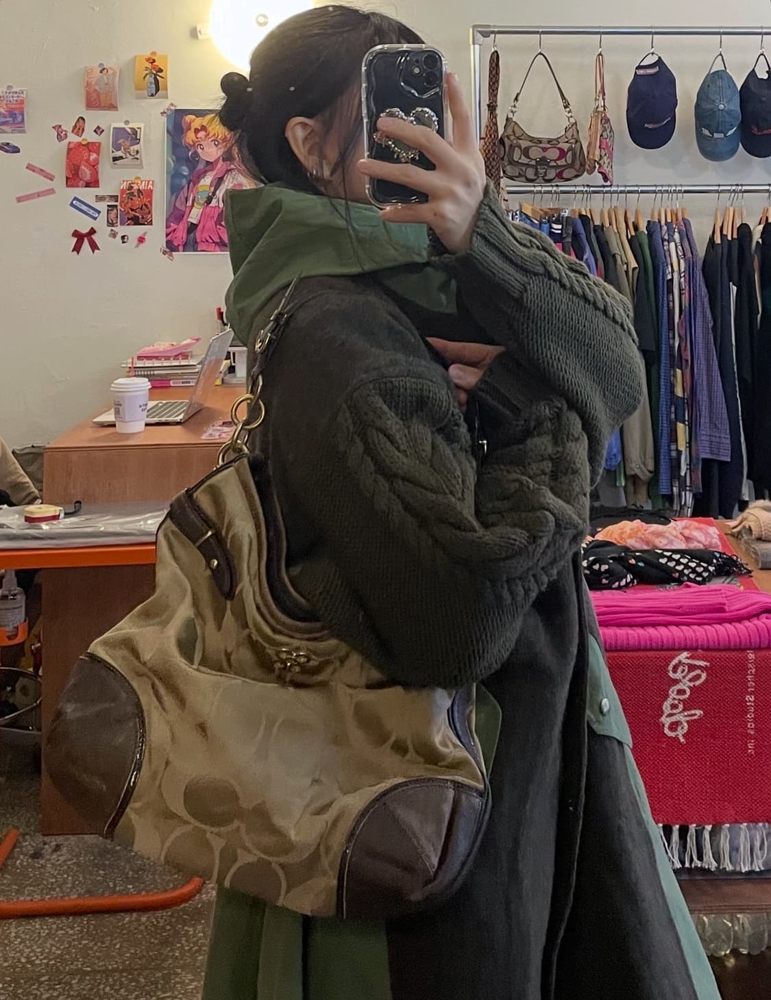 코치 시그니처 자카드 호보백 [무배] 상품이미지1