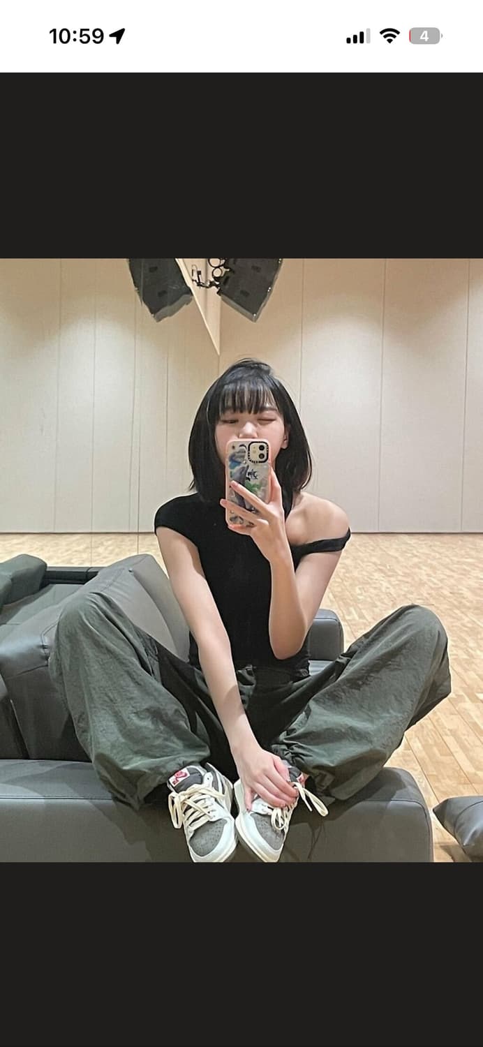 김채원 착용) 라우코하우스 핀턱 나일론 카고팬츠 카키 s 상품이미지4
