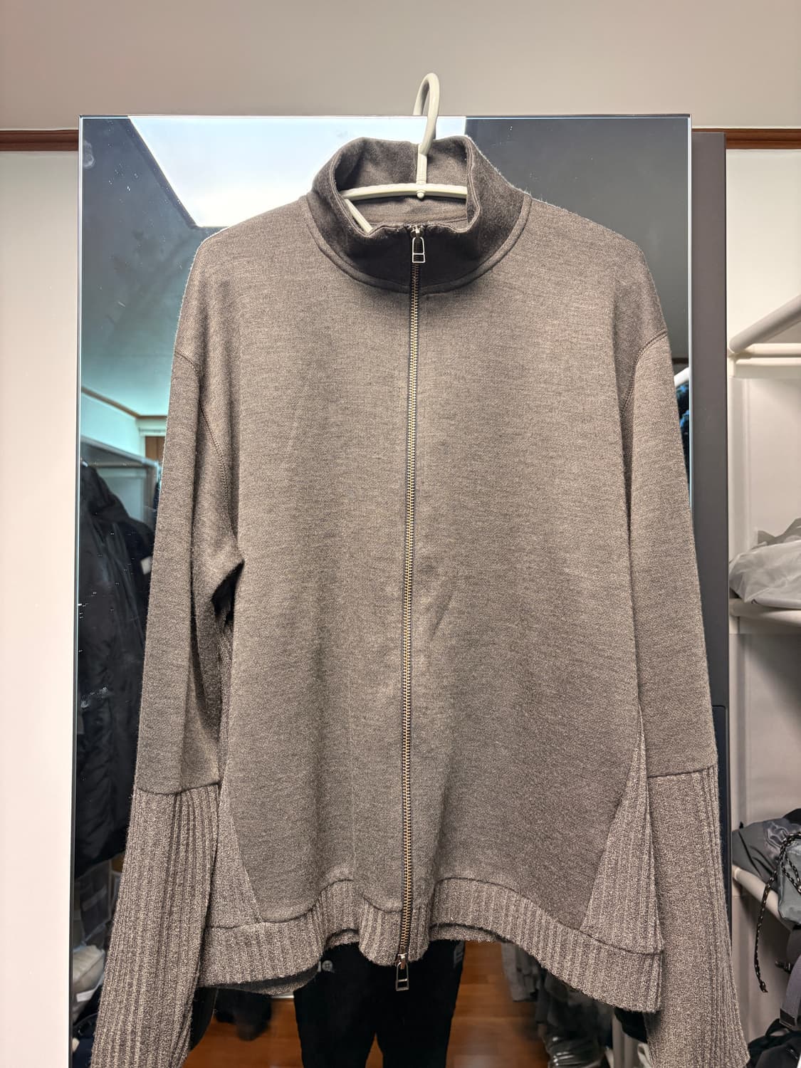 [5] 해칭룸 더블슬리브 가디건 카키 상품이미지1