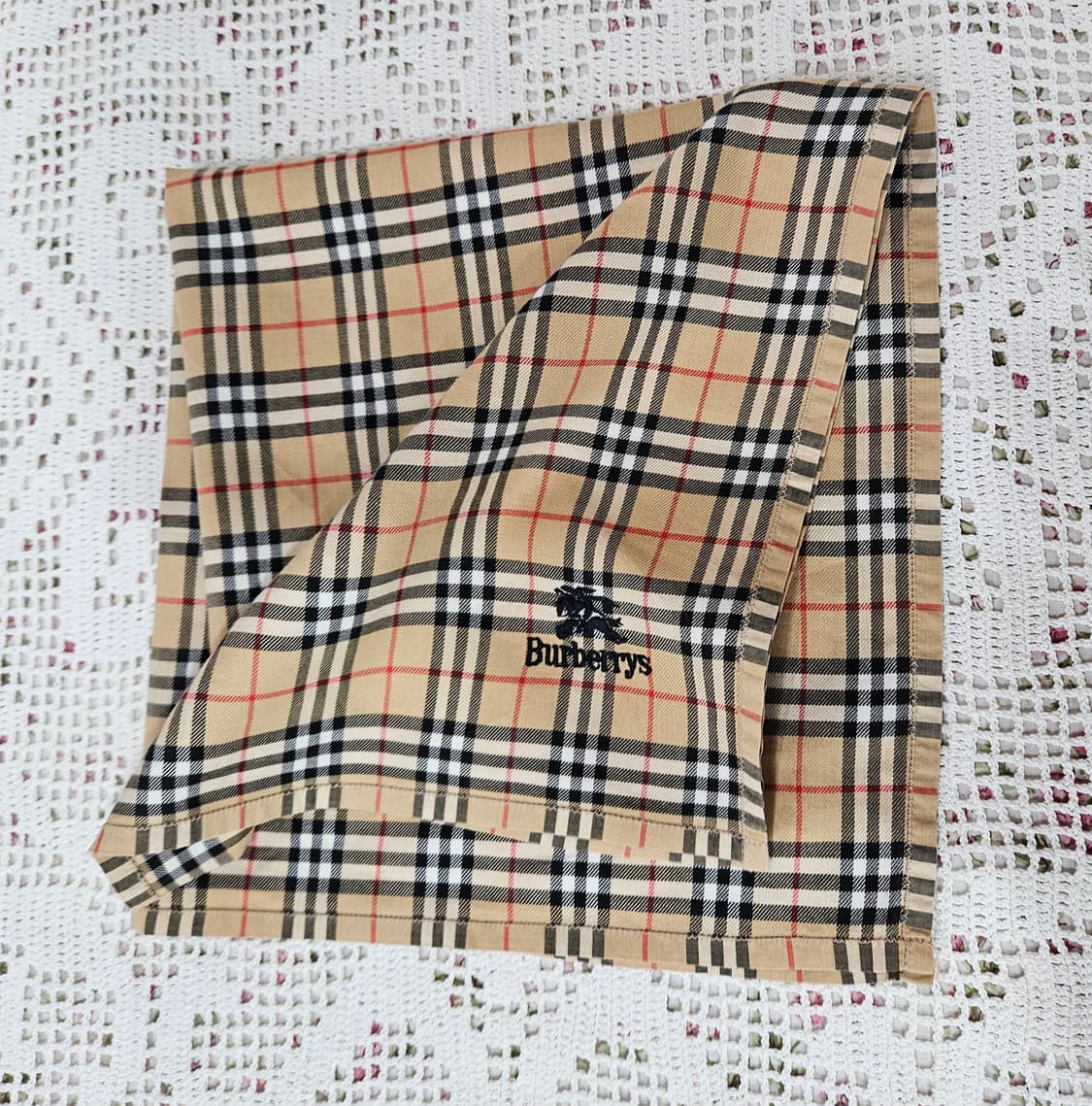 버버리(Burberrys) 클래식 노바체크 손수건 상품이미지1