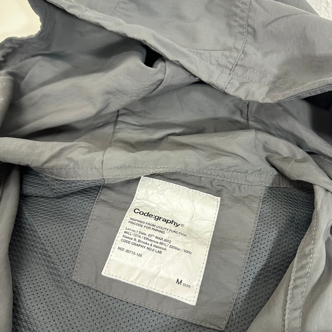 M 코드그라피 진그레이 바람막이 아노락 상품이미지5