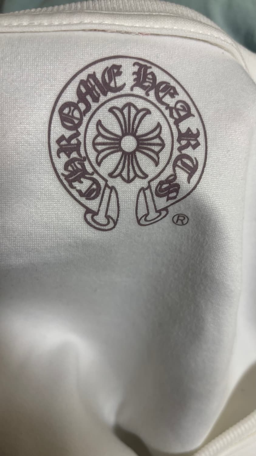 [네고가능] 빈티지 크롬하츠 오프숄더 맨투맨 화이트 상품이미지8