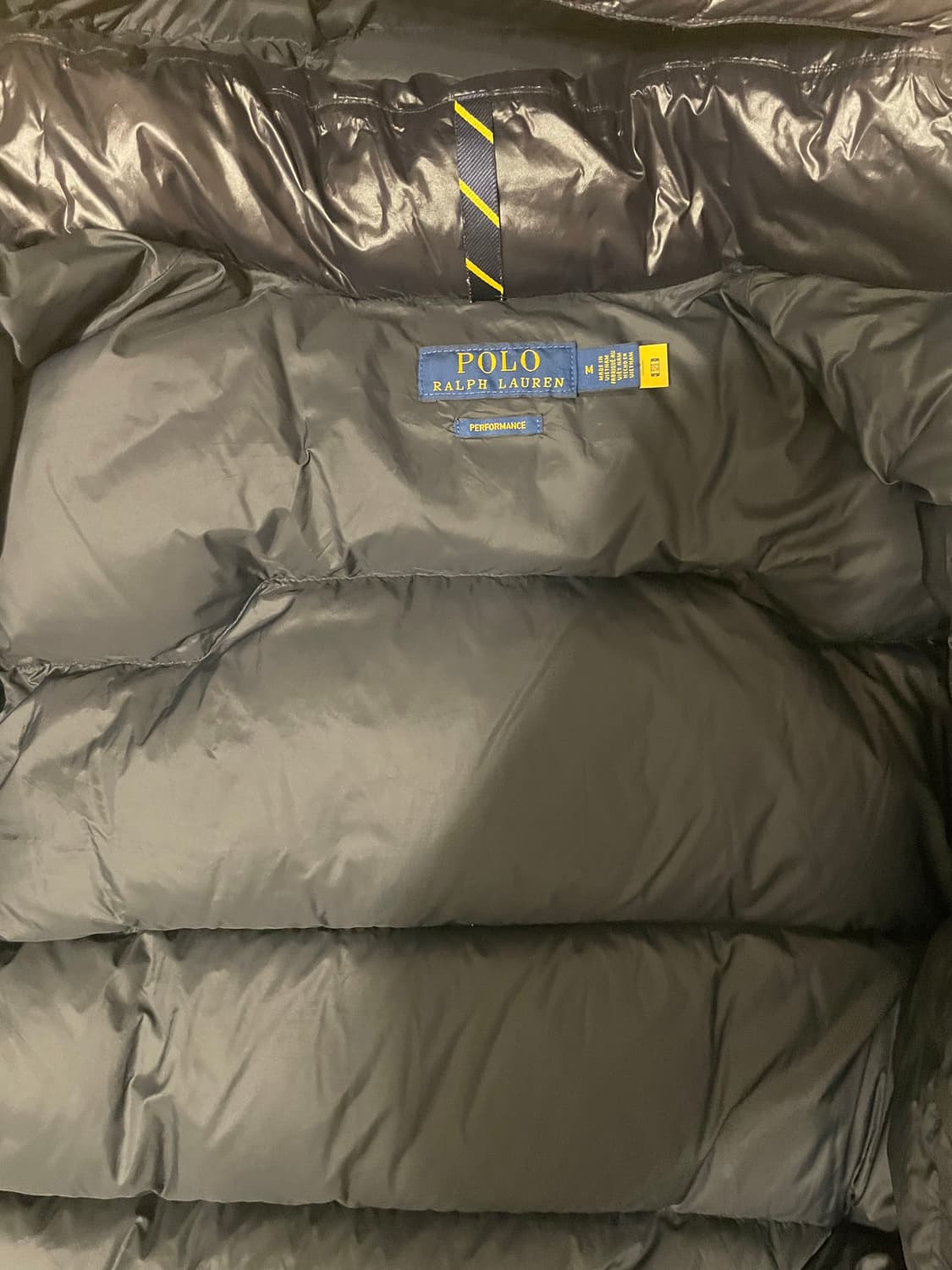폴로 유광패딩 상품이미지1