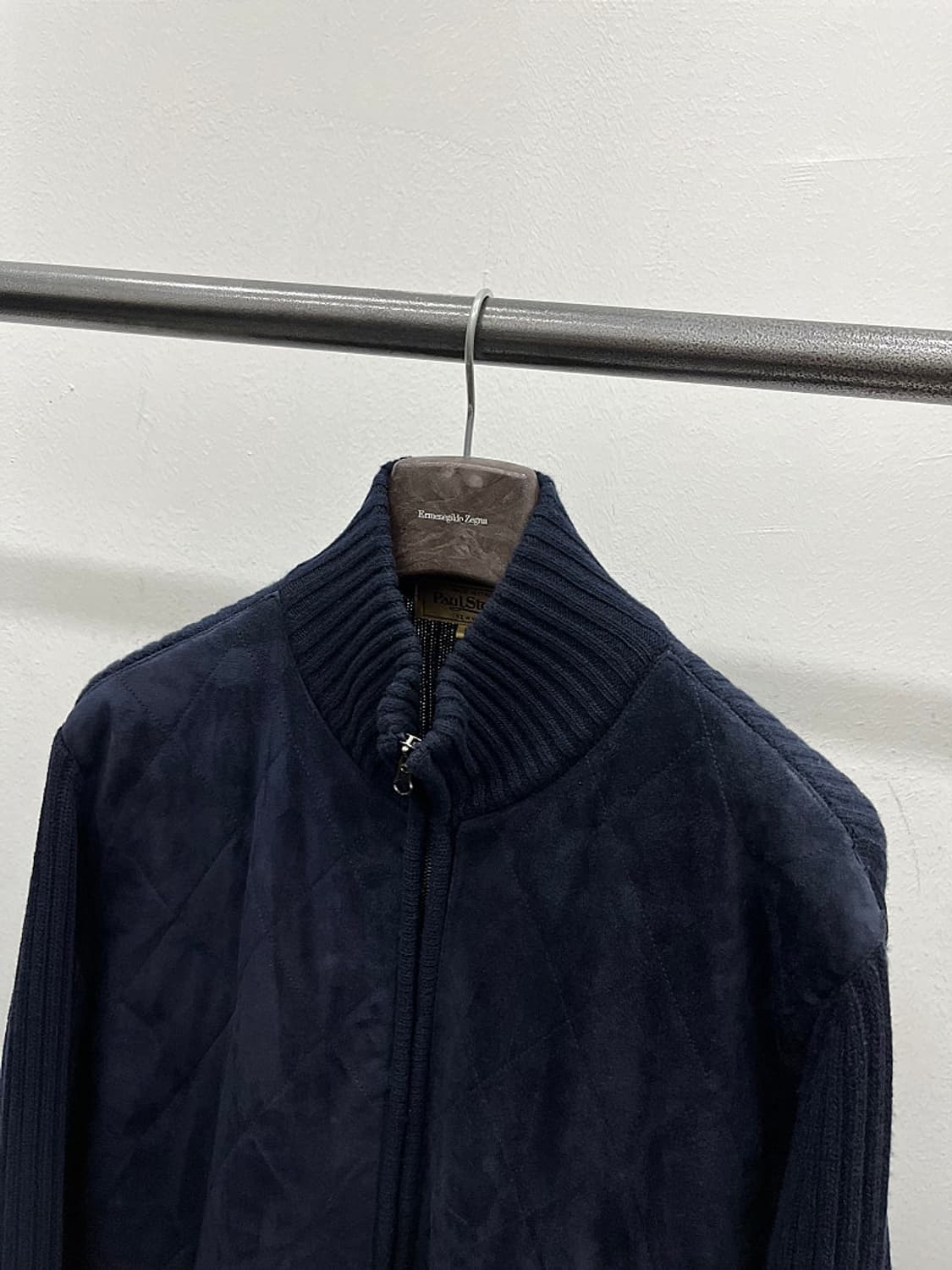 110) 폴스튜어트 스웨이드 누빔 니트집업 상품이미지3