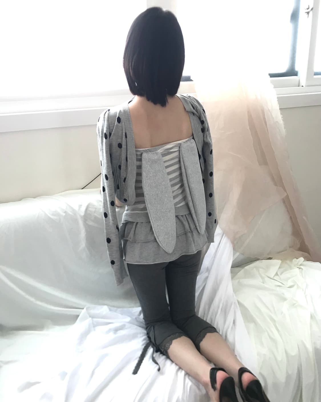 Dot shirring grey short bolero  상품이미지6