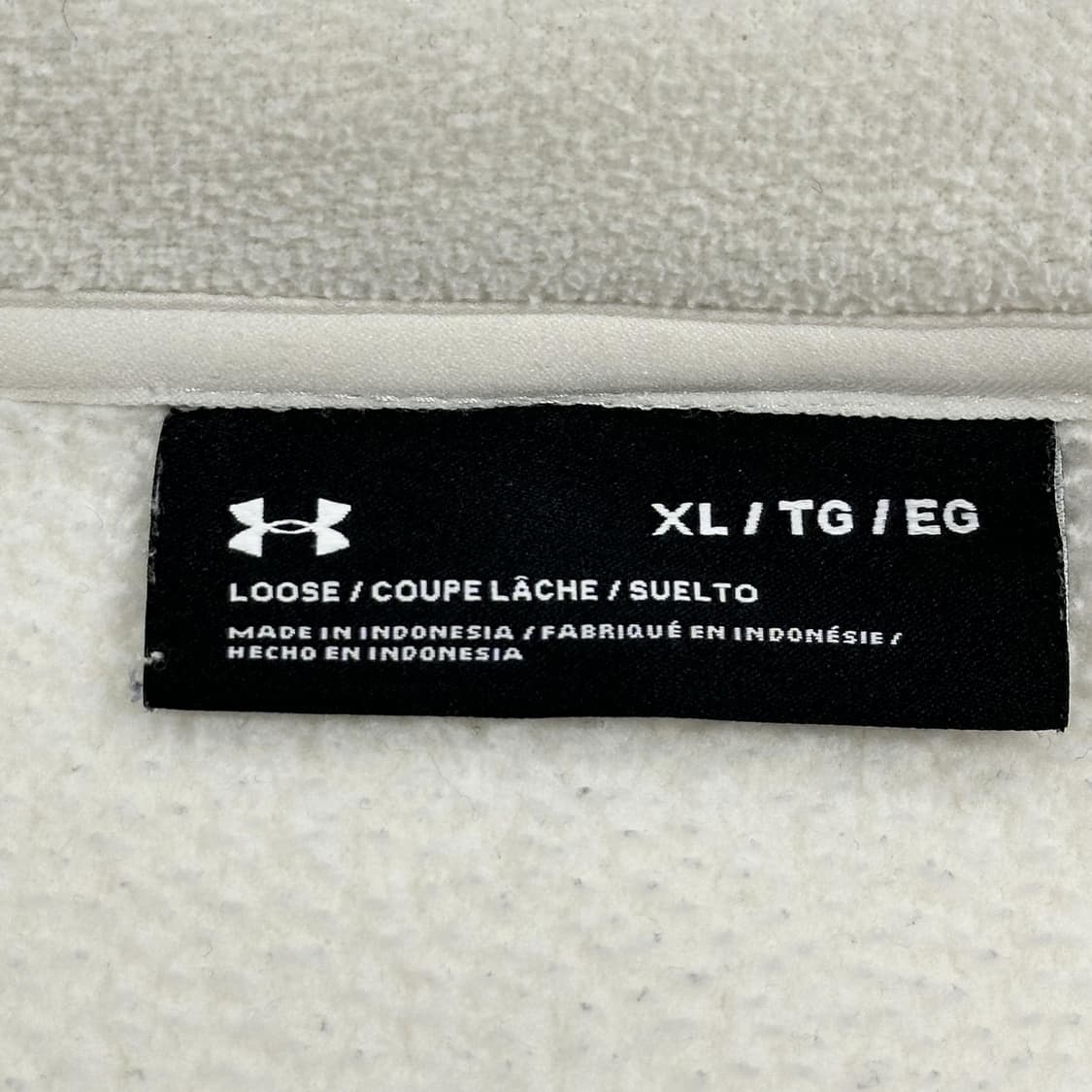 언더아머 로고 루즈 화이트 후리스 자켓 (XL) 상품이미지5