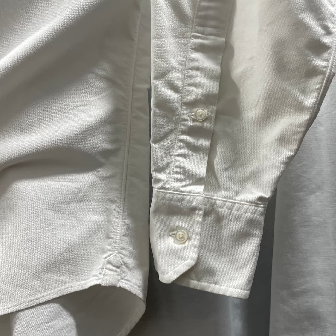 톰브라운/ 블랙 테이핑 화이트 셔츠/ 2 상품이미지5