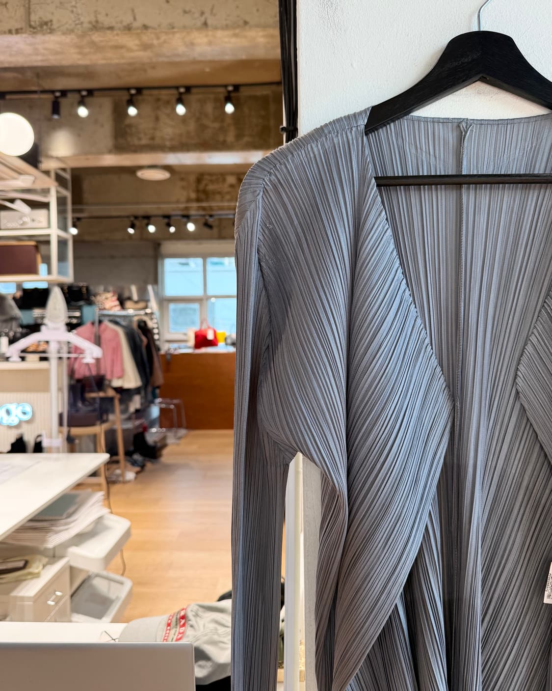 플리츠 플리즈 그레이 링컬 가디건  상품이미지3