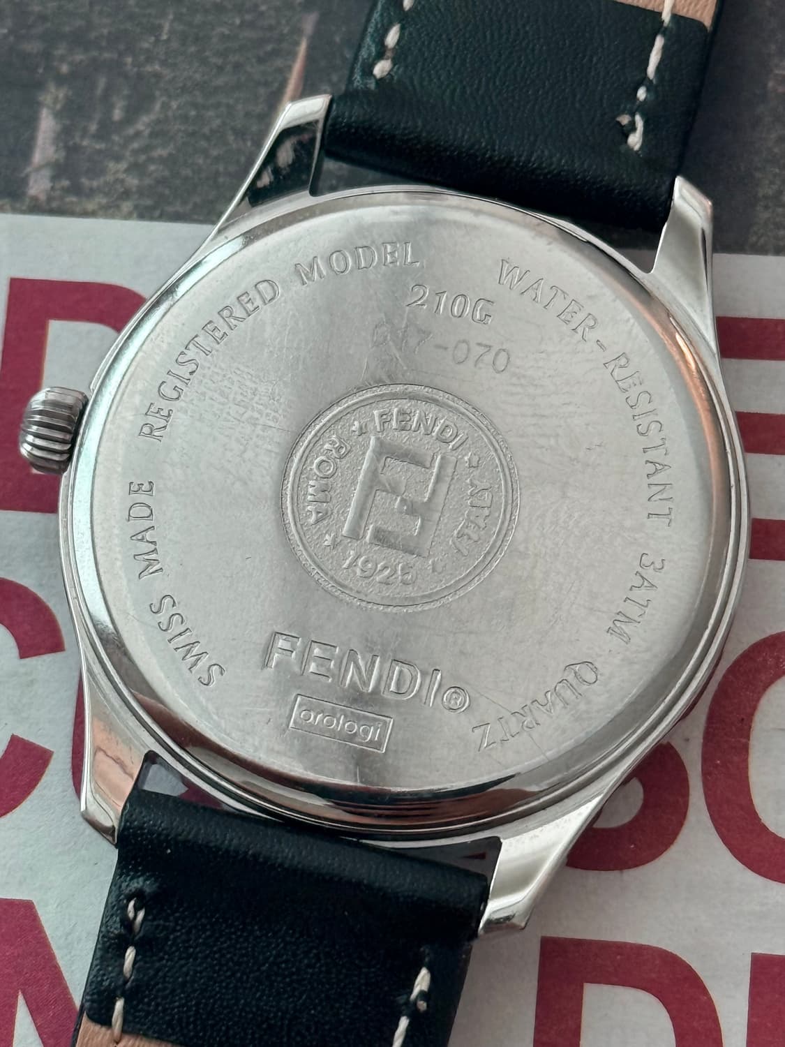 Fendi 펜디 오롤로지 210G 쿼츠 상품이미지4