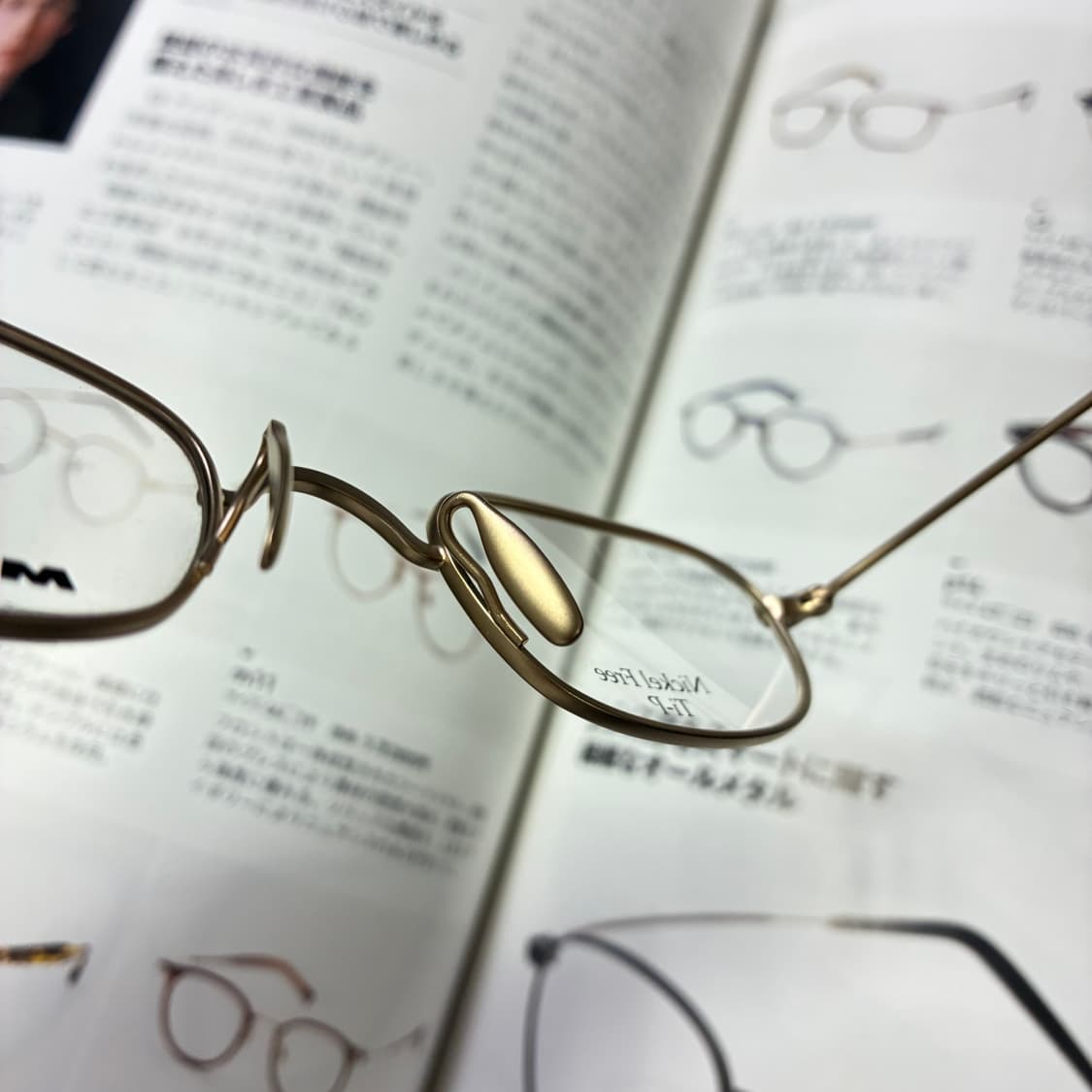 JUNKO KOSHINO MR.JUNKO 준코 코시노 골드 티타늄 안경 상품이미지5