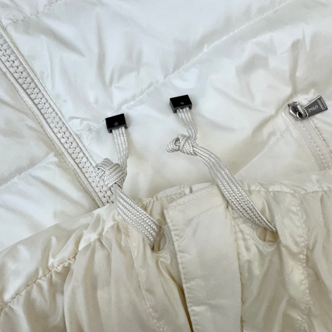 폴로 신형 포니 화이트 푸퍼 덕다운 패딩 화이트 상품이미지5