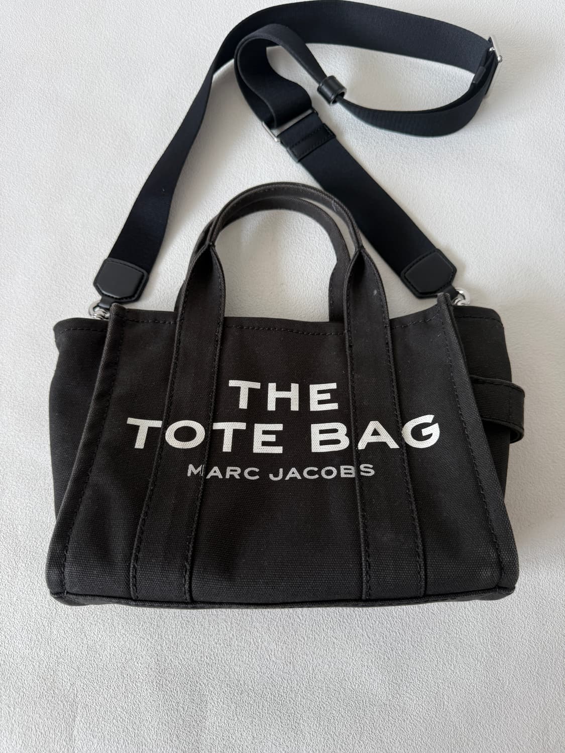 마크 제이콥스(Marc Jacobs) 캔버스 더 토트백 상품이미지2
