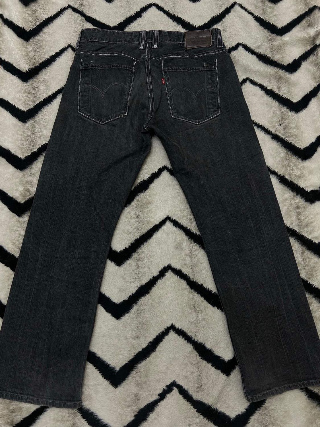 [34]리바이스 스트레이트핏 흑청 데님 팬츠 상품이미지2