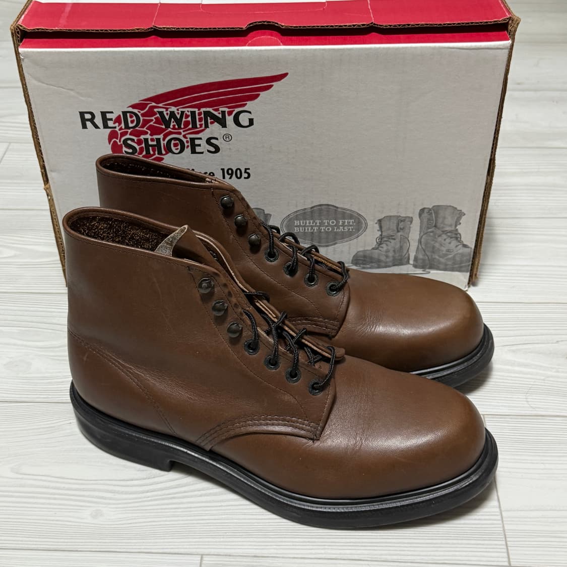 레드윙 952 285 상품이미지1