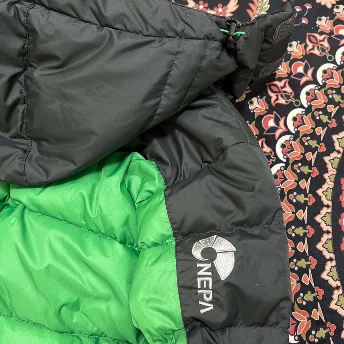 네파 덕다운 투톤 후드 패딩 점퍼 S/90 상품이미지6