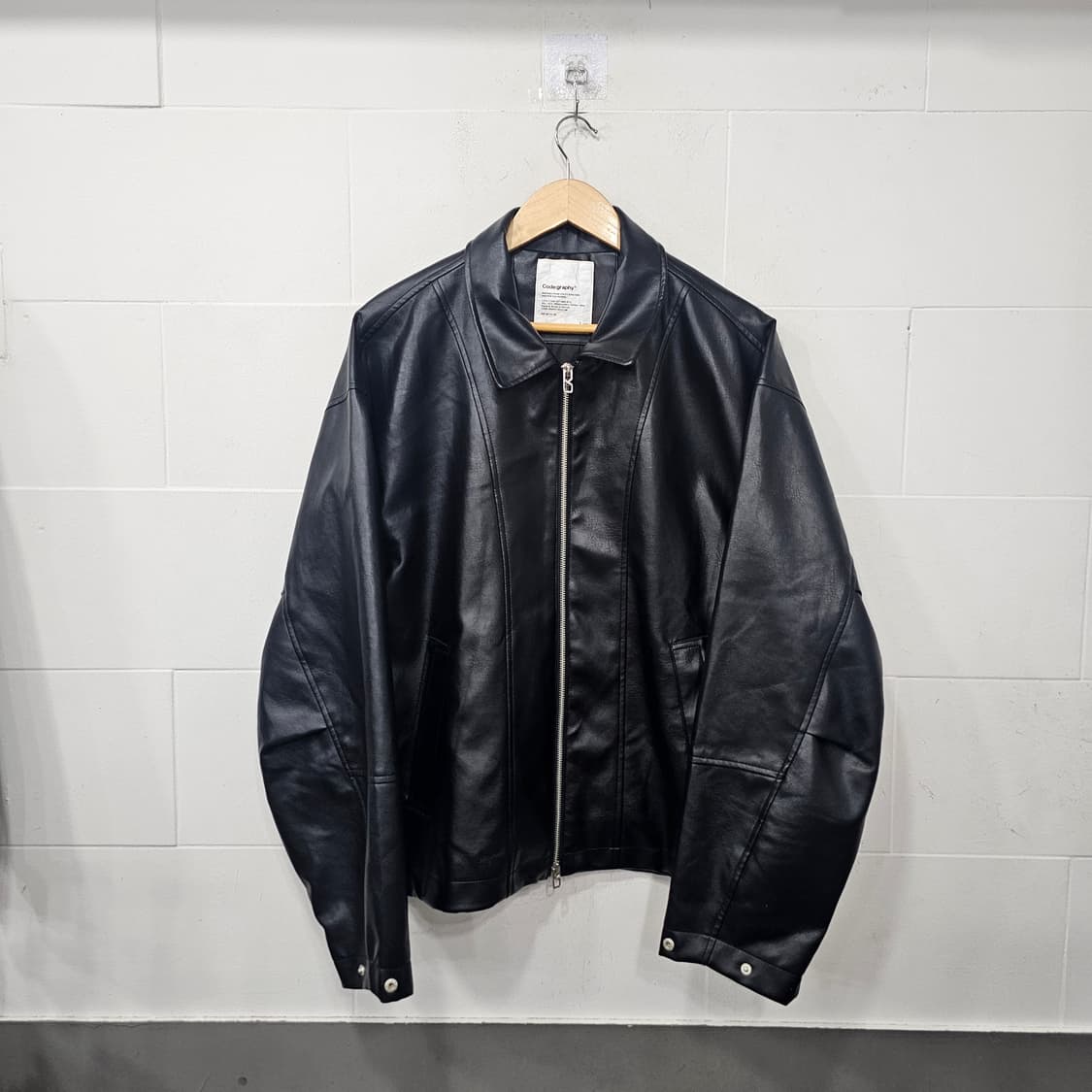코드그라피 레더자켓 상품이미지1