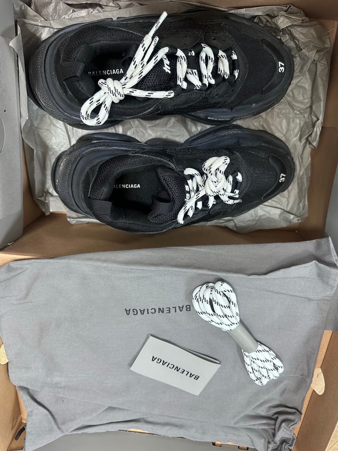 발렌시아가 트리플S 더티블랙 클리어솔 37 245 상품이미지2