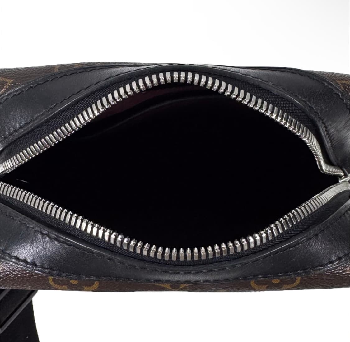 [PM] 루이비통 남성 모노그램 마카사 토레스 숄더 크로스백 M40635 상품이미지7