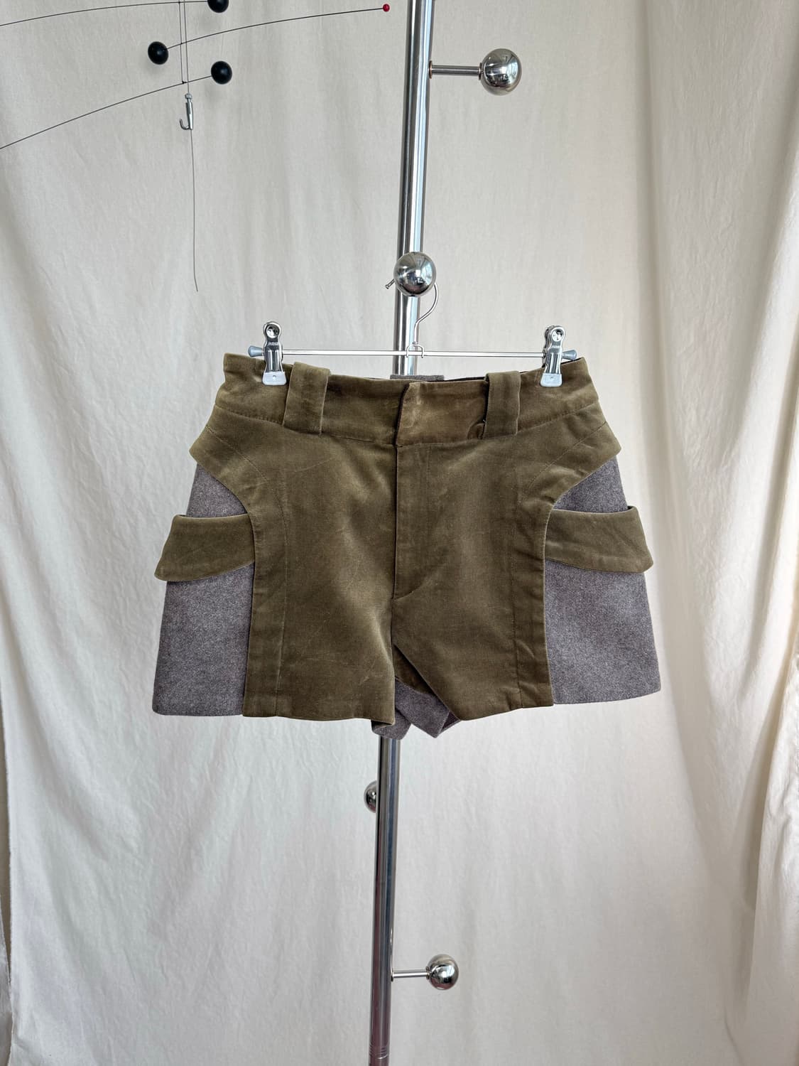 (새상품) beyond the days 숏팬츠 상품이미지1