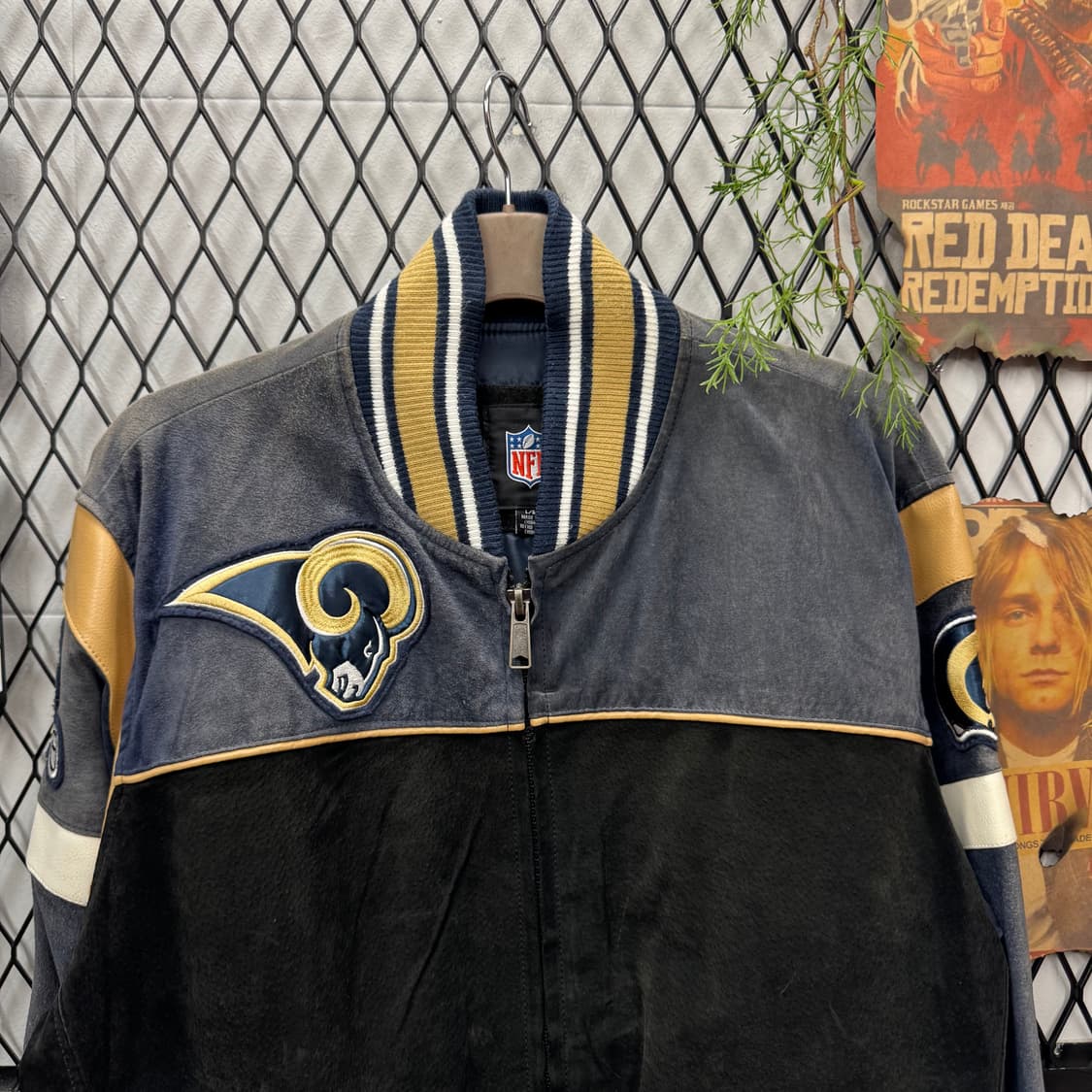 00s NFL X 세인트루이스 램스 스웨이드 바시티 자켓 그레이 블랙 상품이미지3