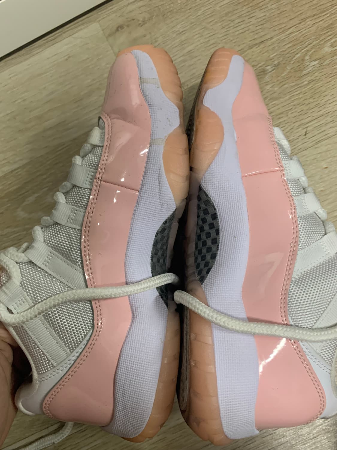 W 에어조던 11 레전드핑크(235) 상품이미지5