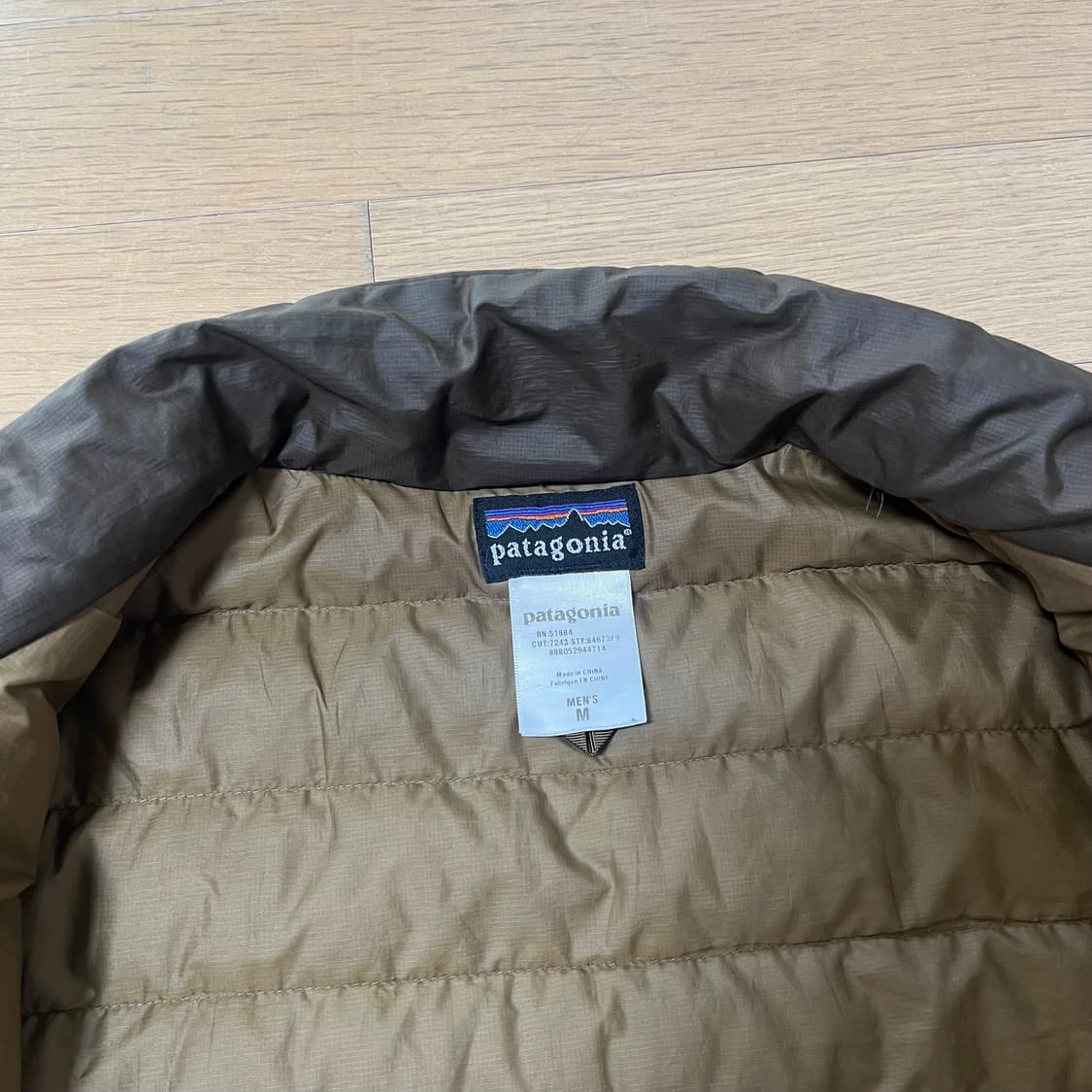 00s 파타고니아 경량 패딩 상품이미지4