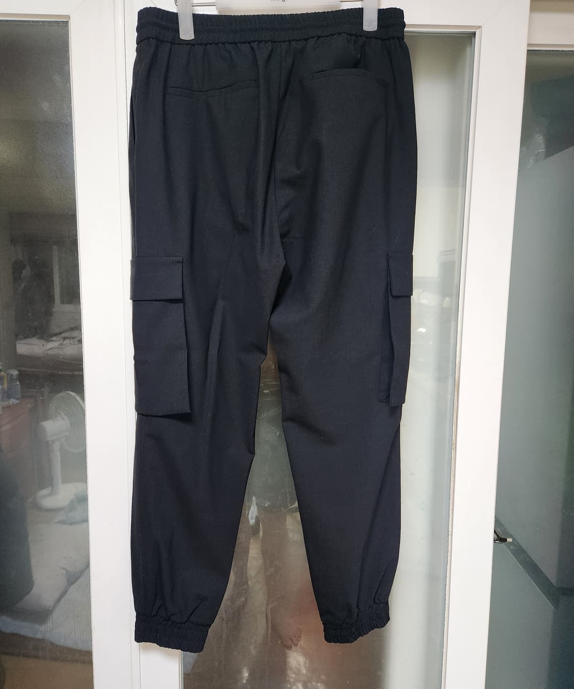 준지 울 블렌드 카고 조거 팬츠 블랙 48 상품이미지1