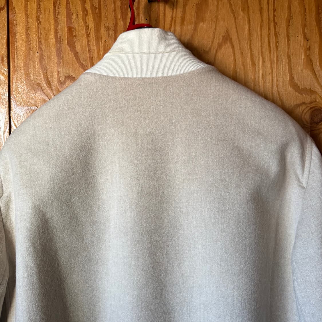 브루넬로 쿠치넬리 23 F/w 캐시미어 봄버 자켓 판매 합니다. 상품이미지9