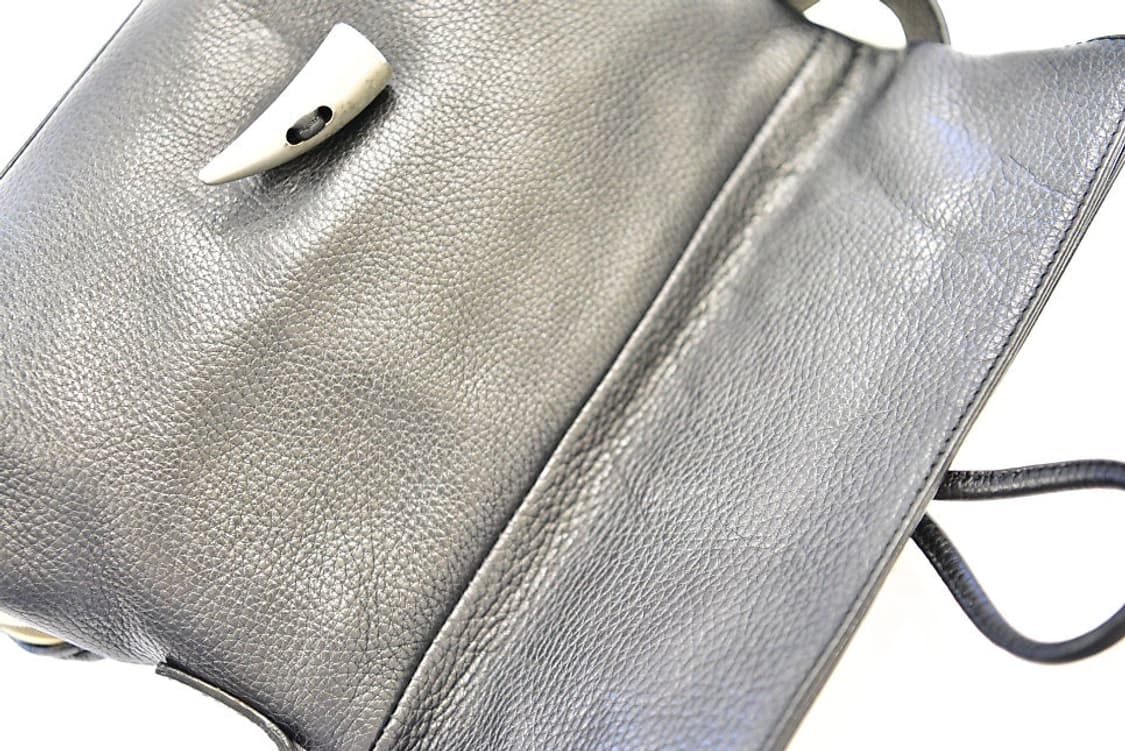 버버리 블랙 혼 토글 숄더백  (정품) 상품이미지8