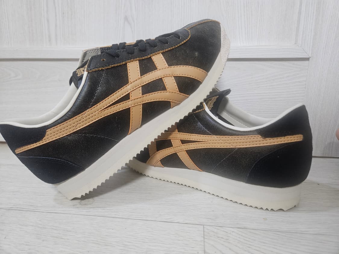 Onitsuka Tiger 코르세어 블랙/브라운 미사용 상품이미지4