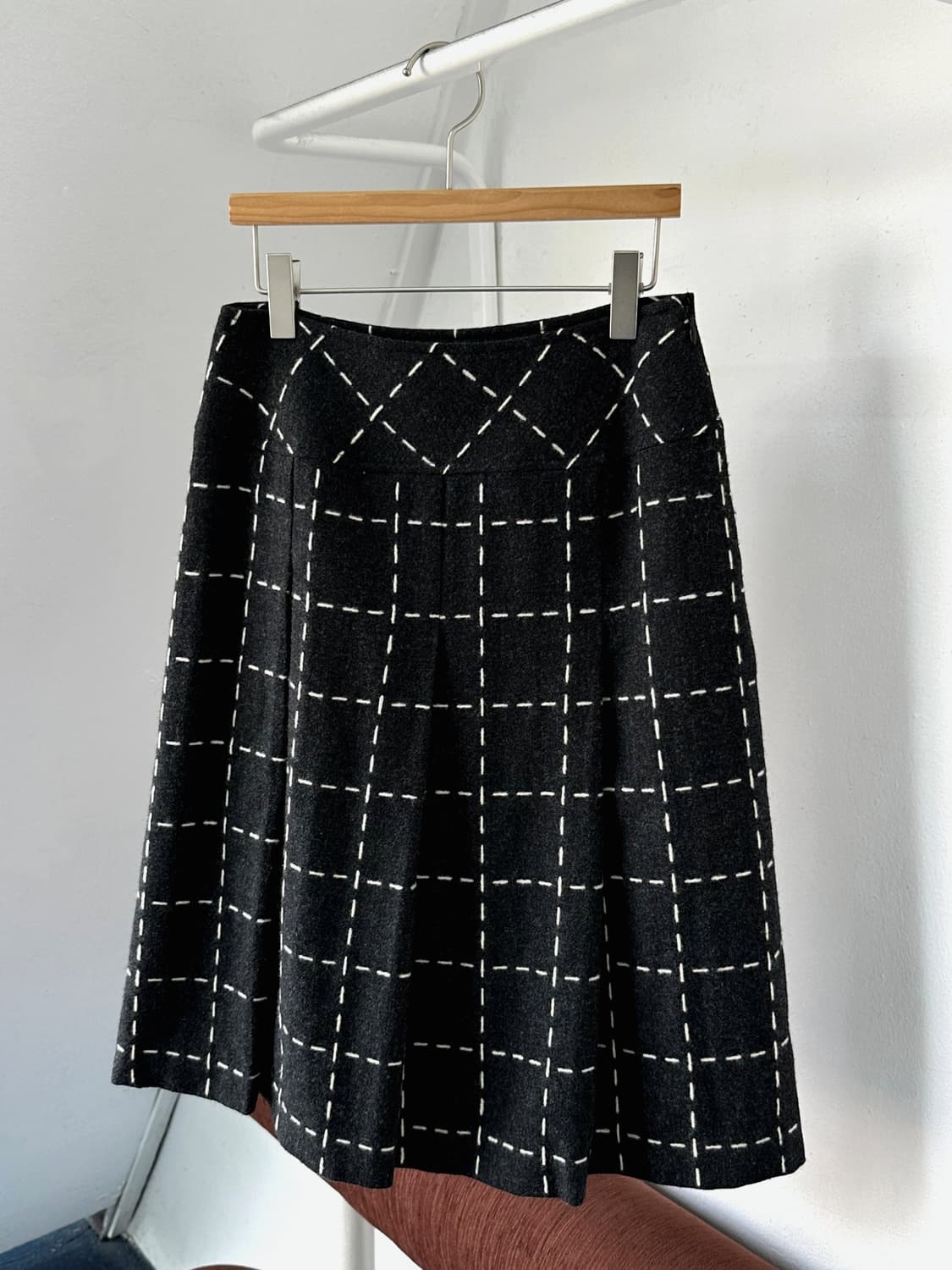 Felted wool stitch design skirt 상품이미지1