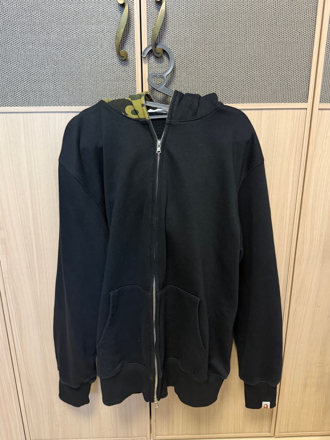 베이프 샤크후드집업 상품이미지2