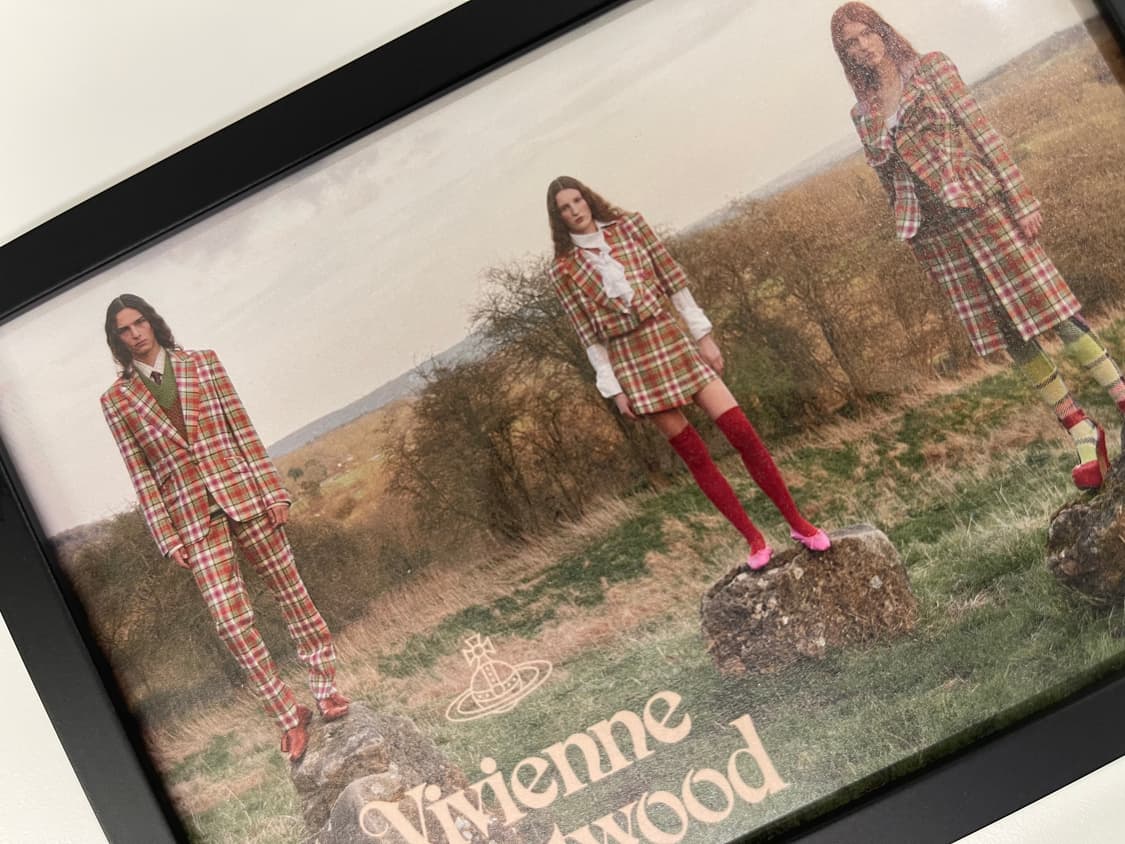 비비안웨스트우드 2024-25fw 아트 포토 3번 상품이미지2