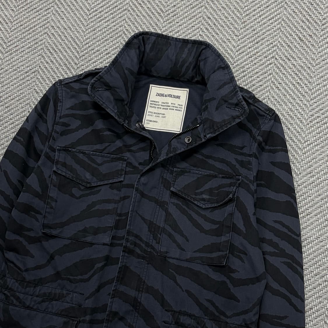 자딕앤볼테르 타이거카모 워크자켓 v1483 상품이미지3